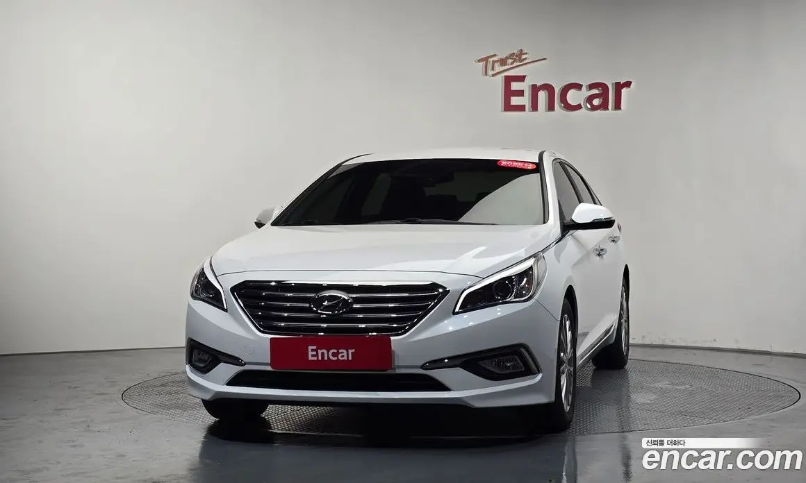 Hyundai Sonata 2014 2.0 автомат (гидро), фото 2 Hyundai Sonata 2014 2.0 автомат (гидро), фото 2