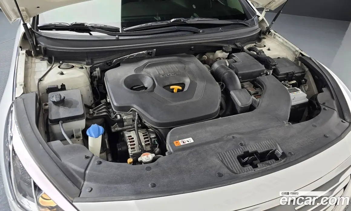 Hyundai Sonata 2014 2.0 автомат (гидро), фото 5 Hyundai Sonata 2014 2.0 автомат (гидро), фото 5