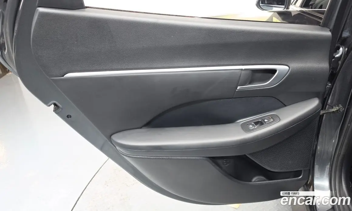 Hyundai Sonata 2019 2.0 автомат (гидро), фото 15