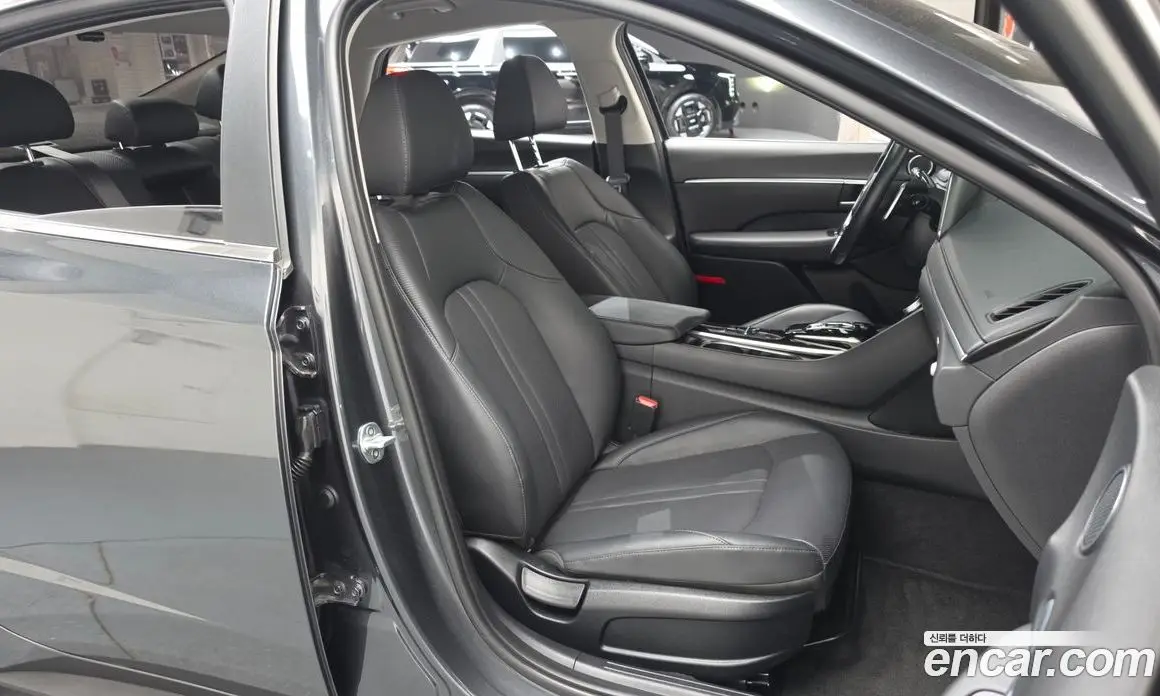 Hyundai Sonata 2019 2.0 автомат (гидро), фото 16