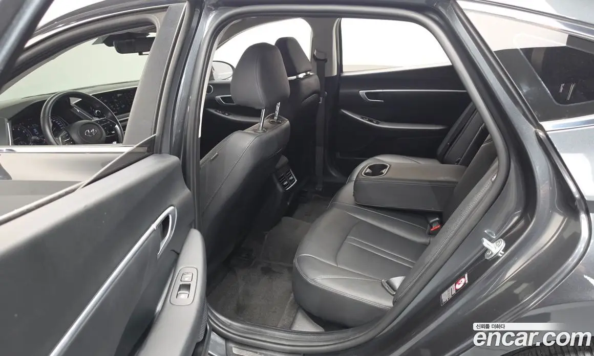 Hyundai Sonata 2019 2.0 автомат (гидро), фото 18
