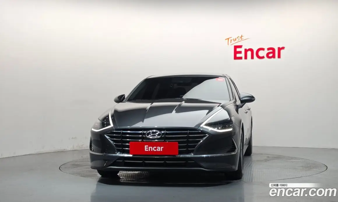 Hyundai Sonata 2019 2.0 автомат (гидро), фото 3
