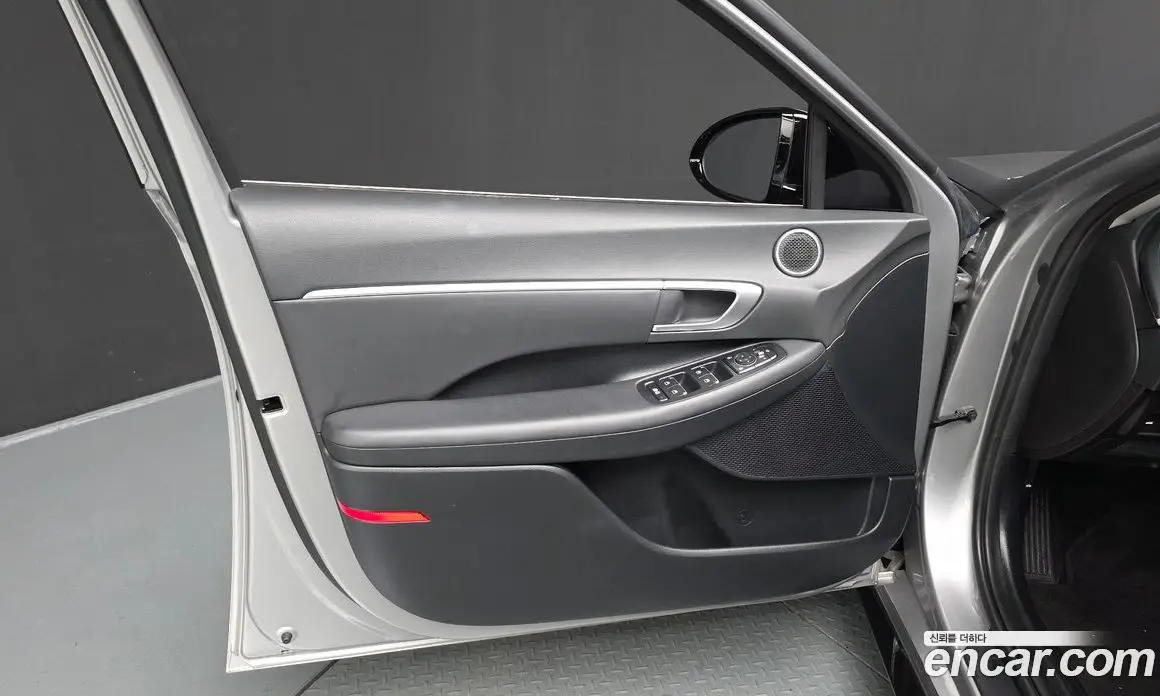Hyundai Sonata 2021 1.6 автомат (гидро), фото 14