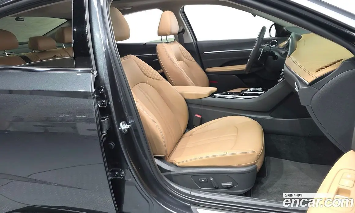 Hyundai Sonata 2022 2.0 автомат (гидро), фото 17 Hyundai Sonata 2022 2.0 автомат (гидро), фото 17