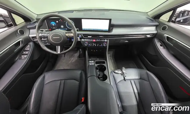 Hyundai Sonata 2023 2.0 автомат (гидро), миниатюра 10 Hyundai Sonata 2023 2.0 автомат (гидро), миниатюра 10
