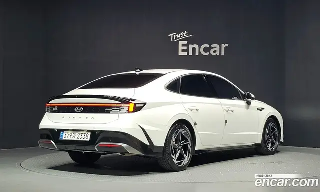 Hyundai Sonata 2023 1.6 автомат (гидро), миниатюра 2