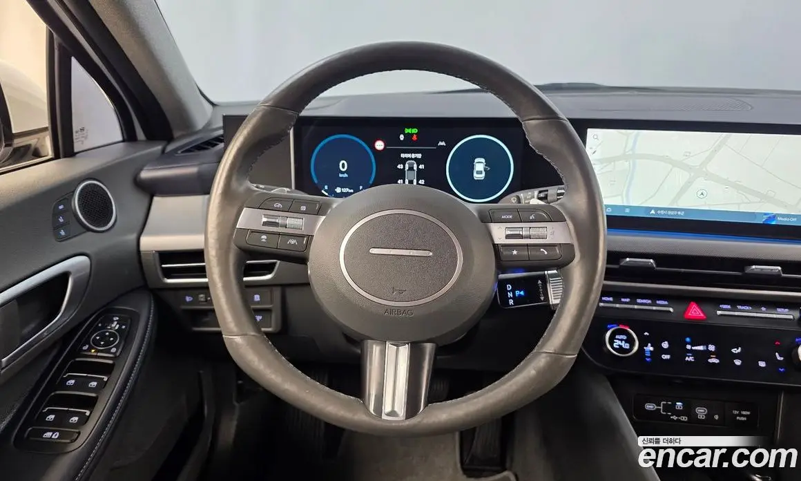 Hyundai Sonata 2023 1.6 автомат (гидро), фото 19