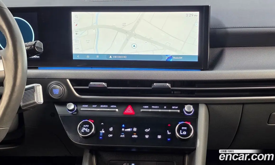 Hyundai Sonata 2023 1.6 автомат (гидро), фото 20