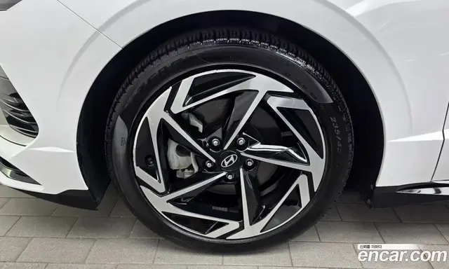 Hyundai Sonata 2023 1.6 автомат (гидро), миниатюра 5