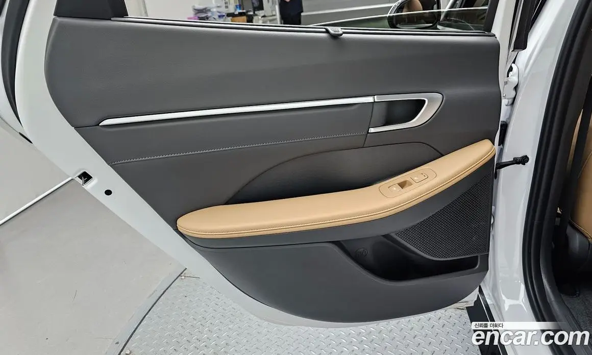 Hyundai Sonata 2025 2.0 автомат (гидро), фото 15