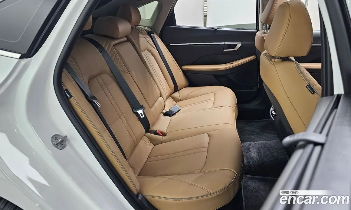 Hyundai Sonata 2025 2.0 автомат (гидро), фото 17