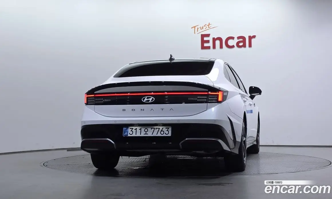 Hyundai Sonata 2025 2.0 автомат (гидро), фото 4