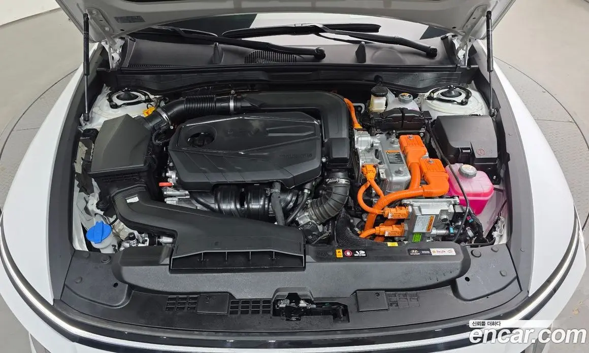 Hyundai Sonata 2025 2.0 автомат (гидро), фото 6