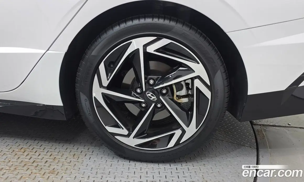 Hyundai Sonata 2025 2.0 автомат (гидро), фото 7