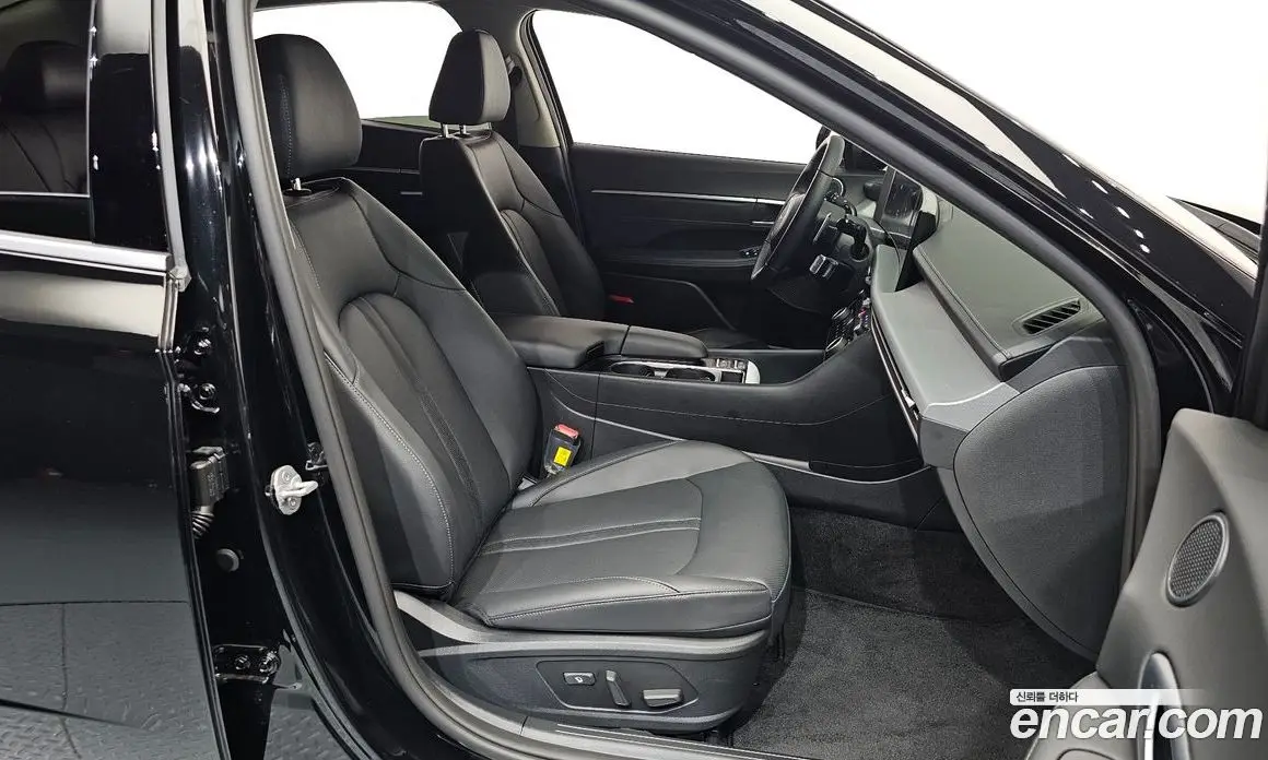 Hyundai Sonata 2025 2.0 автомат (гидро), фото 16 Hyundai Sonata 2025 2.0 автомат (гидро), фото 16