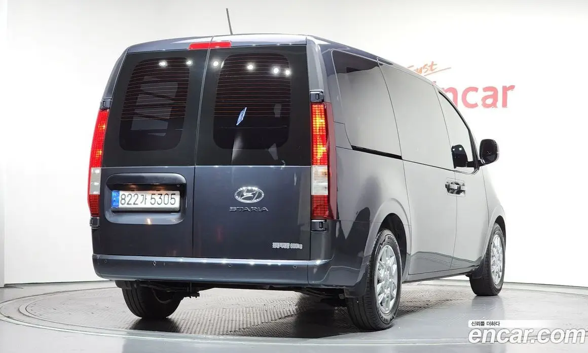 Hyundai Staria 2022 2.2 автомат (гидро), фото 2 Hyundai Staria 2022 2.2 автомат (гидро), фото 2