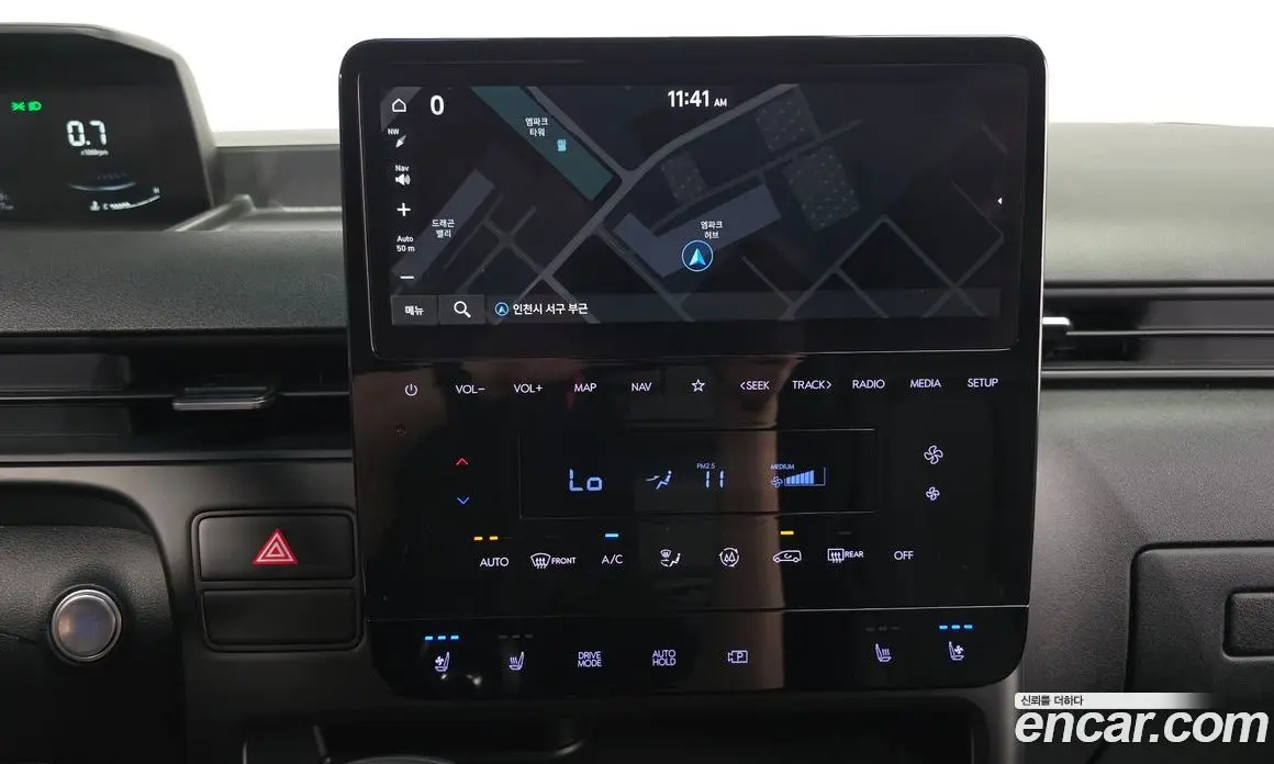 Hyundai Staria 2023 2.2 автомат (гидро), фото 18