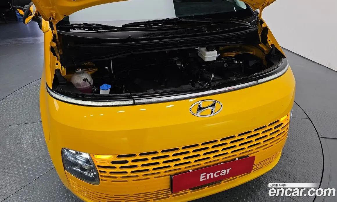 Hyundai Staria 2024 3.5 автомат (гидро), фото 6