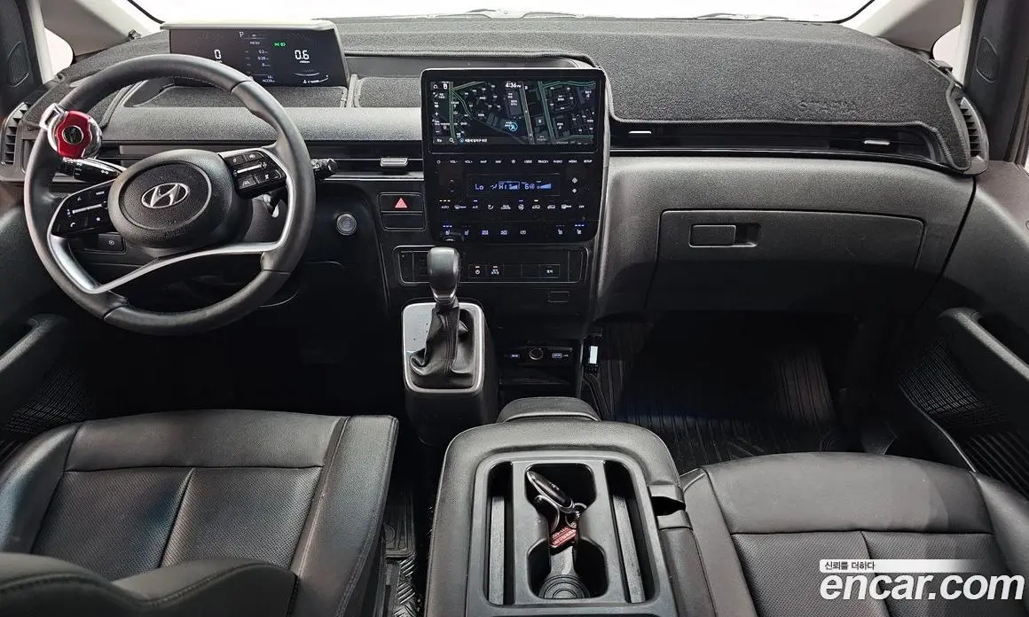 Hyundai Staria 2024 3.5 автомат (гидро), фото 10