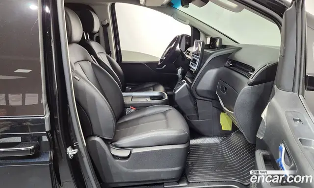 Hyundai Staria 2024 3.5 автомат (гидро), миниатюра 11 Hyundai Staria 2024 3.5 автомат (гидро), миниатюра 11