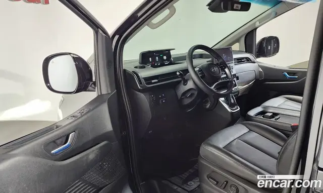 Hyundai Staria 2024 3.5 автомат (гидро), миниатюра 10 Hyundai Staria 2024 3.5 автомат (гидро), миниатюра 10