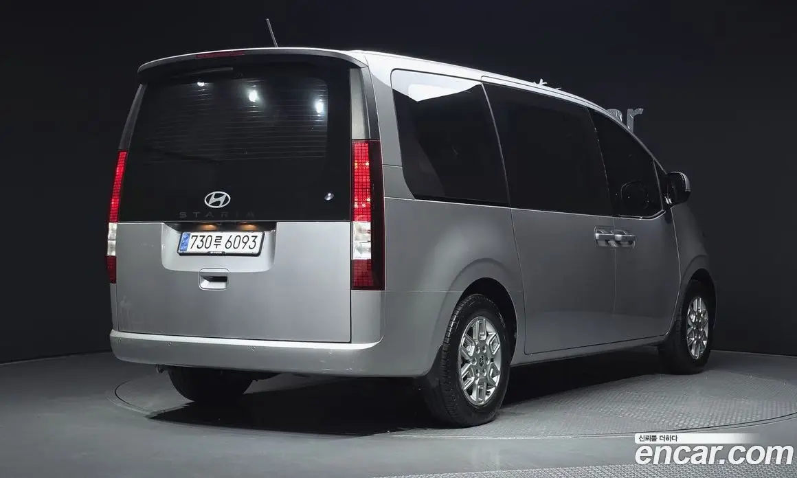 Hyundai Staria 2025 1.6 автомат (гидро), фото 2 Hyundai Staria 2025 1.6 автомат (гидро), фото 2