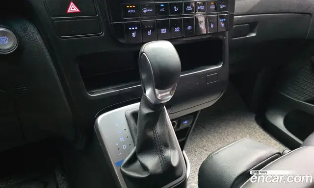Hyundai Staria 2025 1.6 автомат (гидро), миниатюра 12