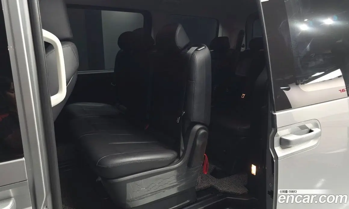 Hyundai Staria 2025 1.6 автомат (гидро), фото 18 Hyundai Staria 2025 1.6 автомат (гидро), фото 18
