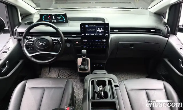 Hyundai Staria 2025 1.6 автомат (гидро), миниатюра 10 Hyundai Staria 2025 1.6 автомат (гидро), миниатюра 10