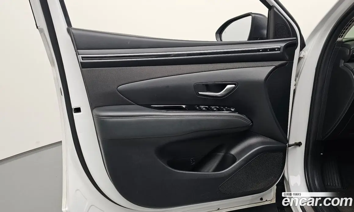 Hyundai Tucson 2022 1.6 автомат (гидро), фото 13