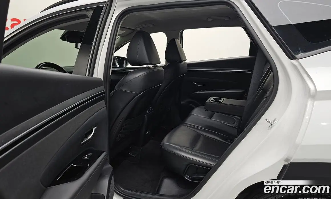Hyundai Tucson 2022 1.6 автомат (гидро), фото 15