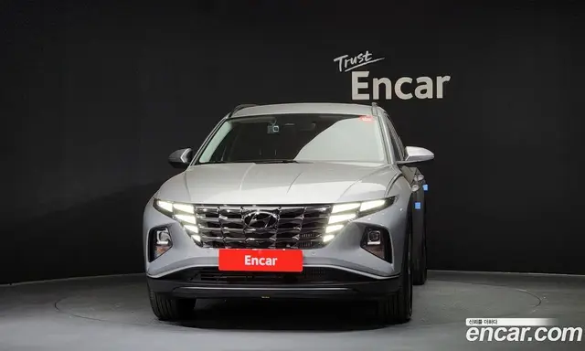 Hyundai Tucson 2023 2.0 автомат (гидро), миниатюра 3 Hyundai Tucson 2023 2.0 автомат (гидро), миниатюра 3