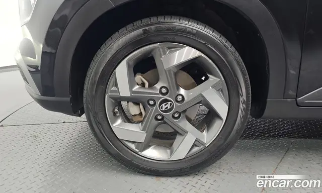 Hyundai Venue 2023 1.6 автомат (гидро), миниатюра 4 Hyundai Venue 2023 1.6 автомат (гидро), миниатюра 4