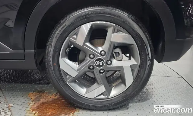 Hyundai Venue 2023 1.6 автомат (гидро), миниатюра 6 Hyundai Venue 2023 1.6 автомат (гидро), миниатюра 6