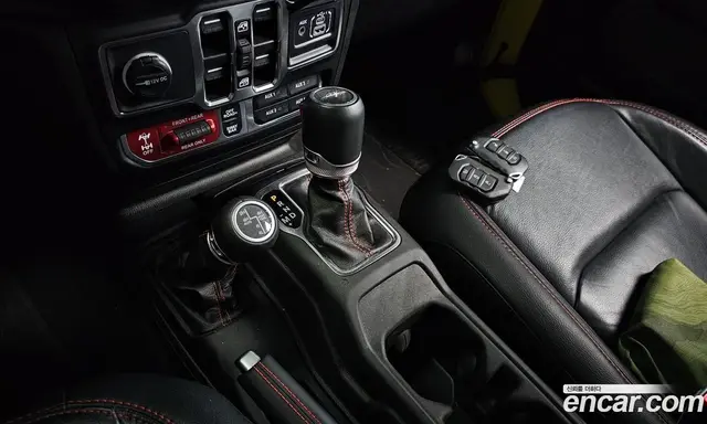 Jeep Gladiator 2023 3.6 автомат (гидро), миниатюра 11 Jeep Gladiator 2023 3.6 автомат (гидро), миниатюра 11