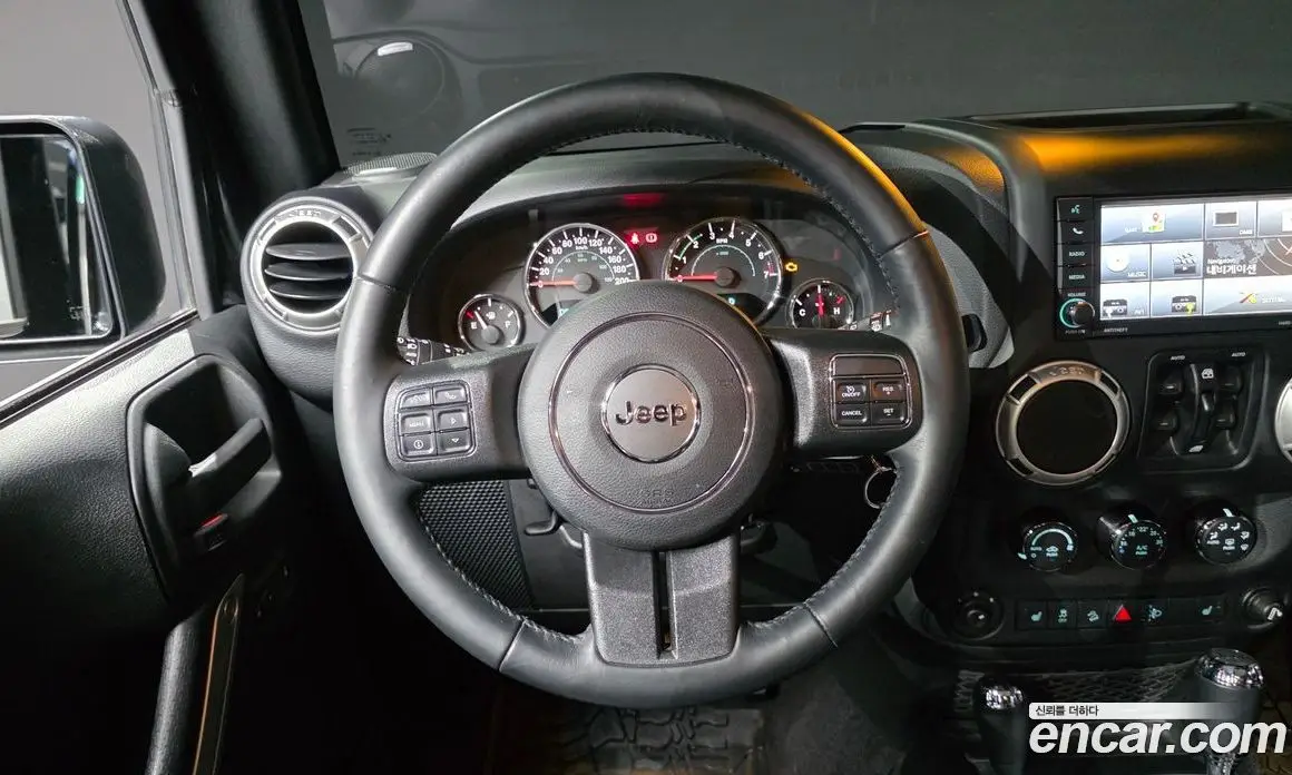 Jeep Wrangler 2017 3.6 автомат (гидро), фото 19 Jeep Wrangler 2017 3.6 автомат (гидро), фото 19
