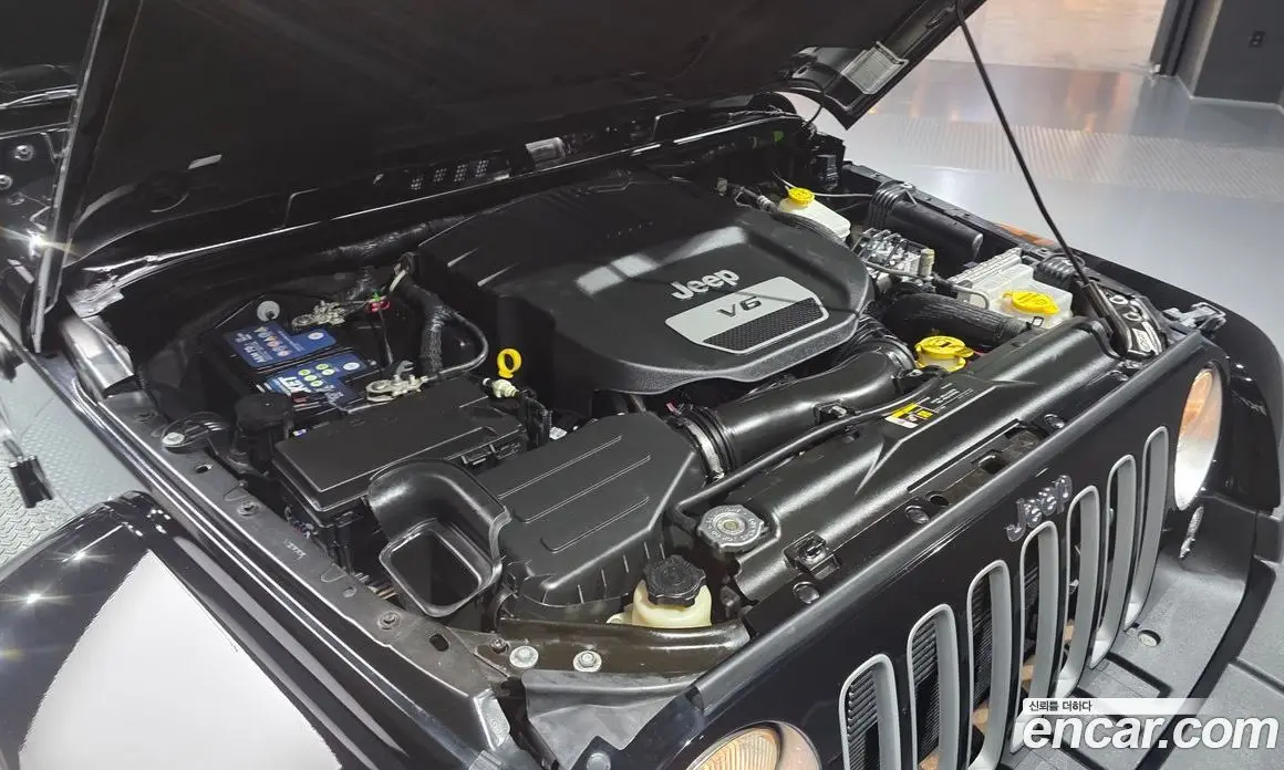 Jeep Wrangler 2017 3.6 автомат (гидро), фото 6 Jeep Wrangler 2017 3.6 автомат (гидро), фото 6