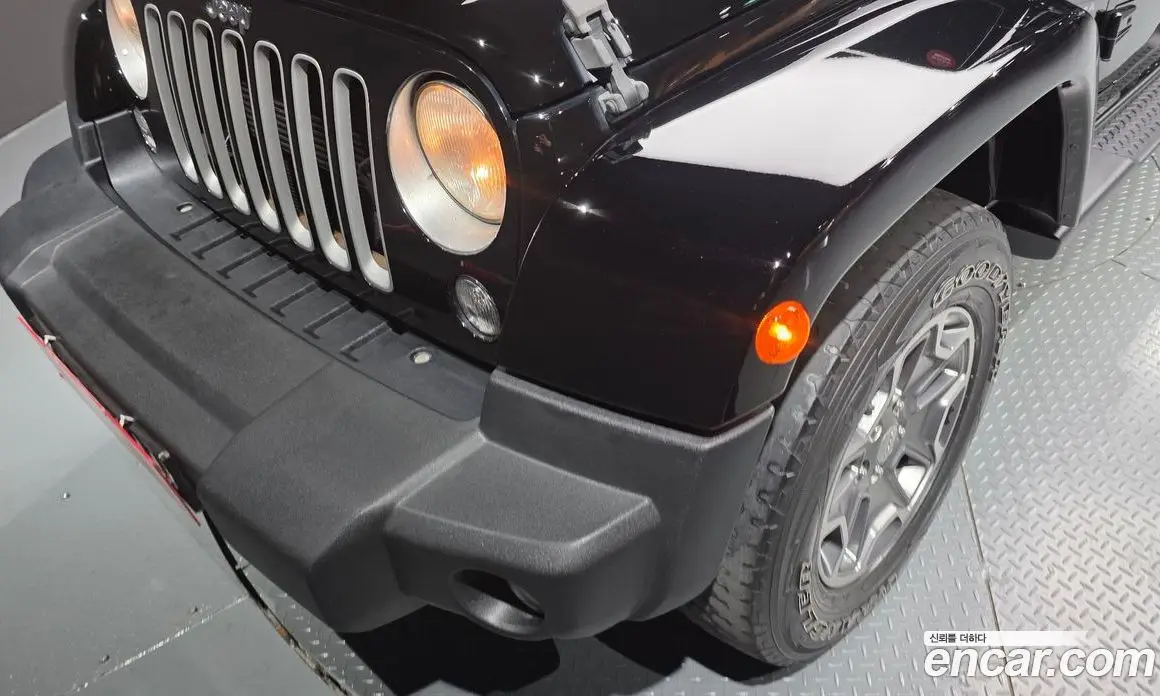 Jeep Wrangler 2017 3.6 автомат (гидро), фото 8 Jeep Wrangler 2017 3.6 автомат (гидро), фото 8