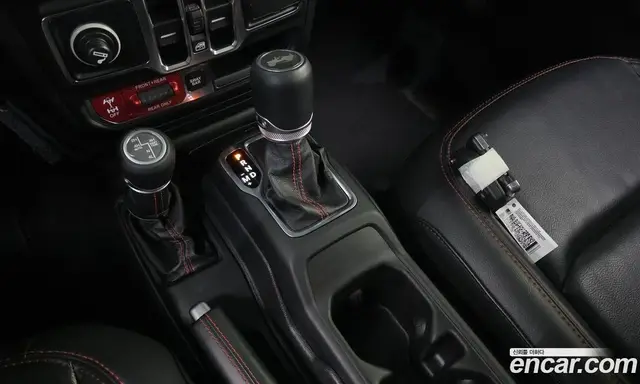 Jeep Wrangler 2020 2.0 автомат (гидро), миниатюра 12