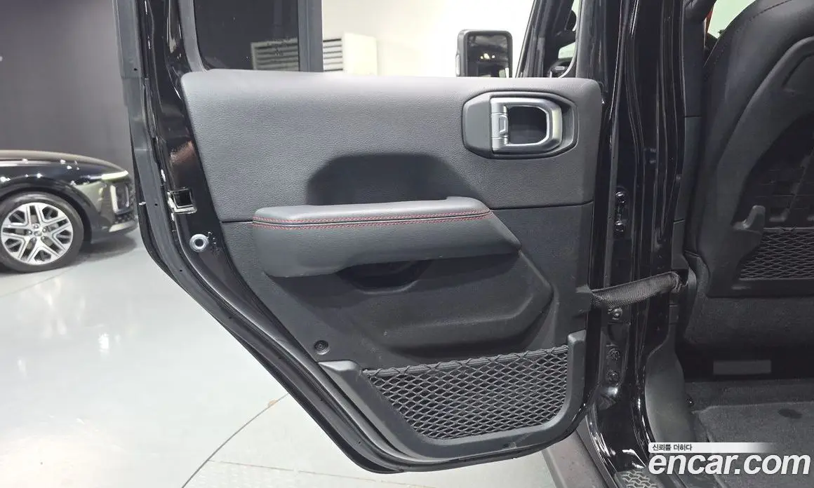 Jeep Wrangler 2020 2.0 автомат (гидро), фото 15