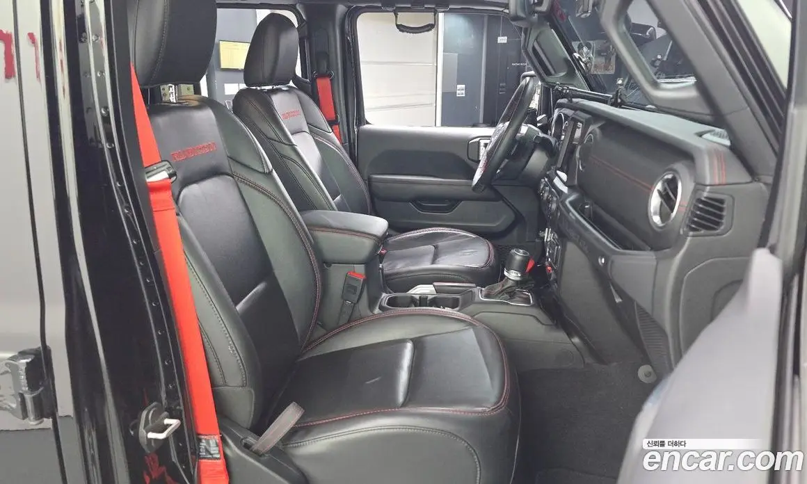 Jeep Wrangler 2020 2.0 автомат (гидро), фото 17