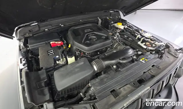 Jeep Wrangler 2020 2.0 автомат (гидро), миниатюра 6