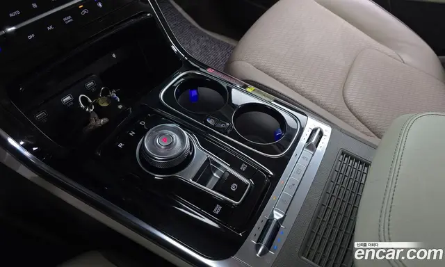 Kia Carnival 2021 2.2 автомат (гидро), миниатюра 12