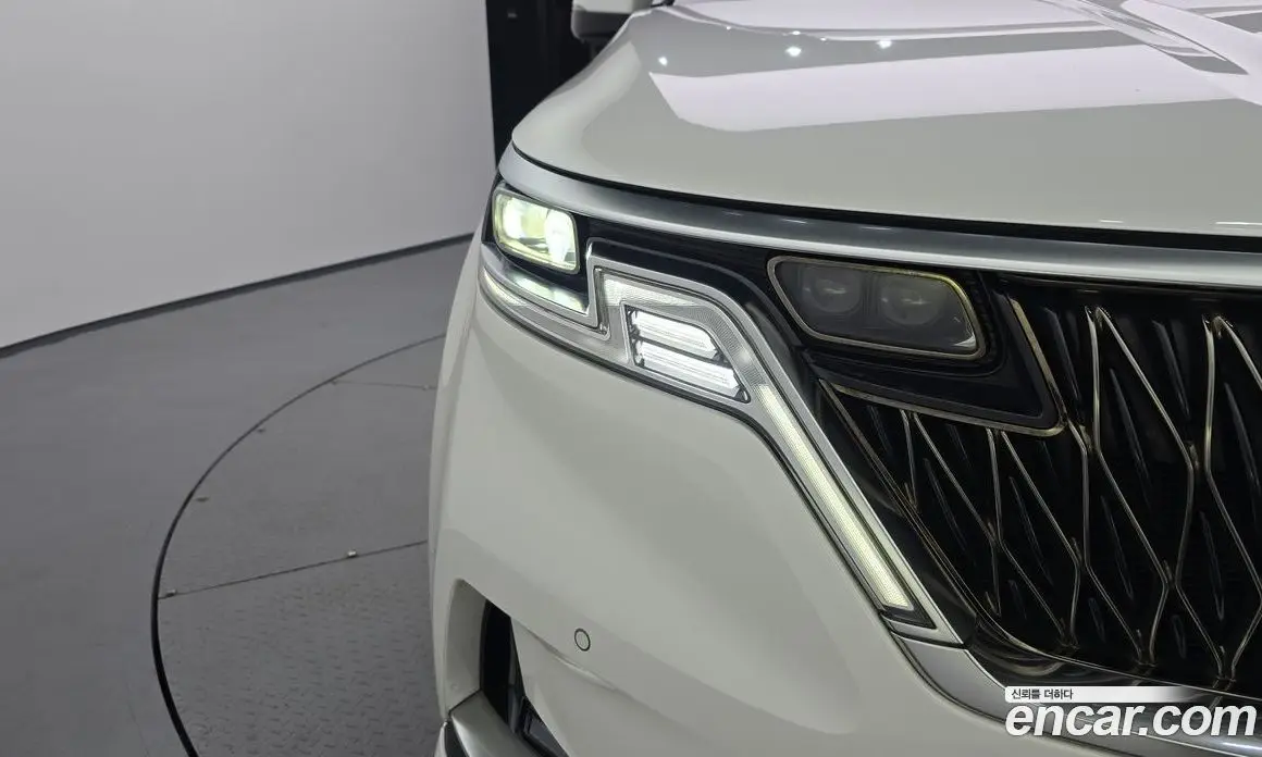 Kia Carnival 2021 2.2 автомат (гидро), фото 8