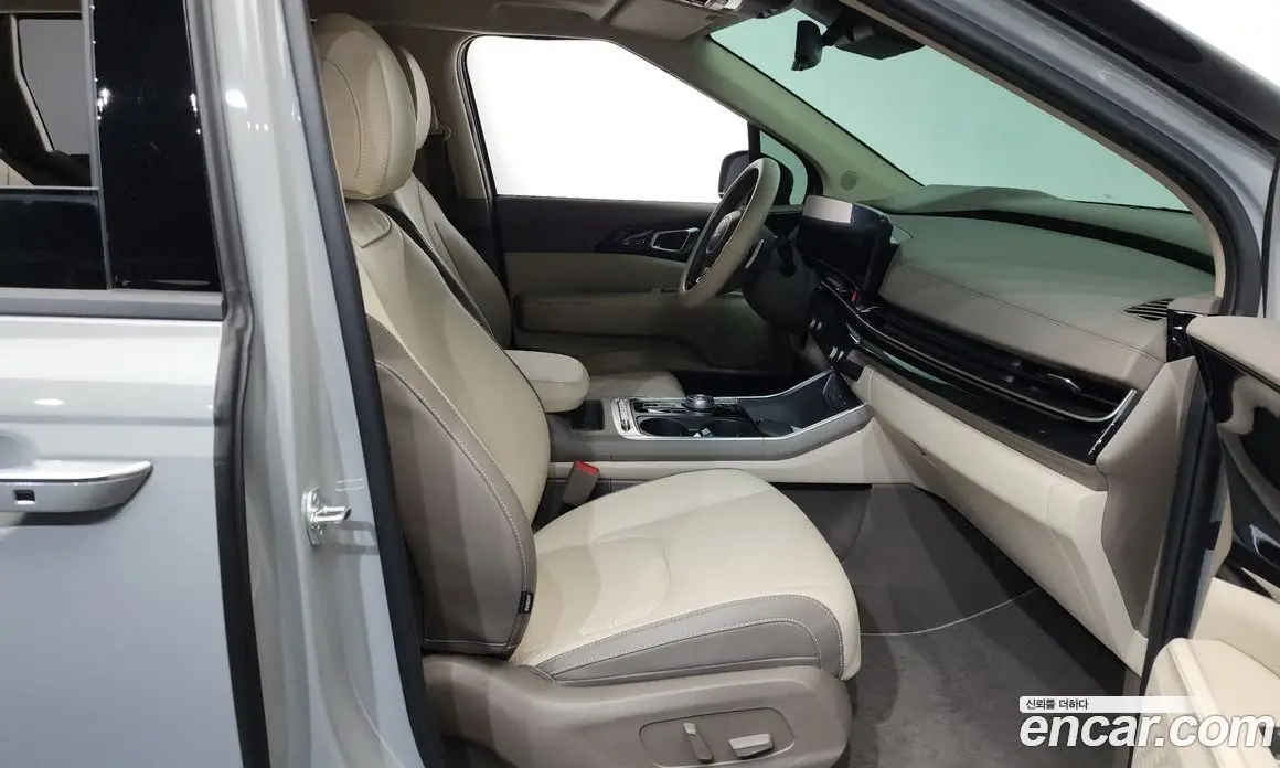 Kia Carnival 2023 2.2 автомат (гидро), фото 16 Kia Carnival 2023 2.2 автомат (гидро), фото 16