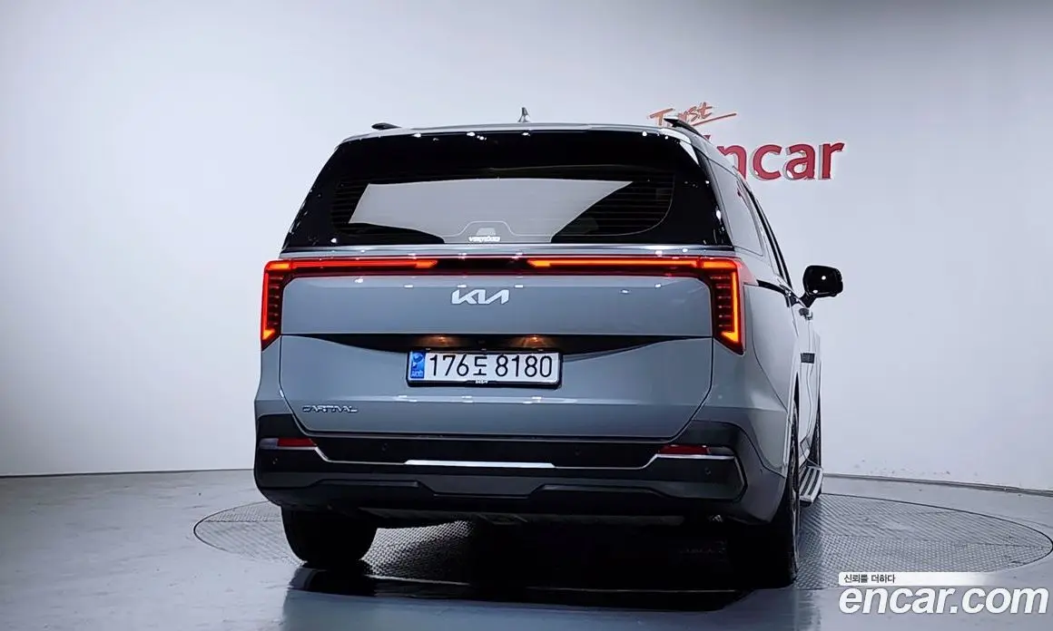 Kia Carnival 2023 2.2 автомат (гидро), фото 4 Kia Carnival 2023 2.2 автомат (гидро), фото 4