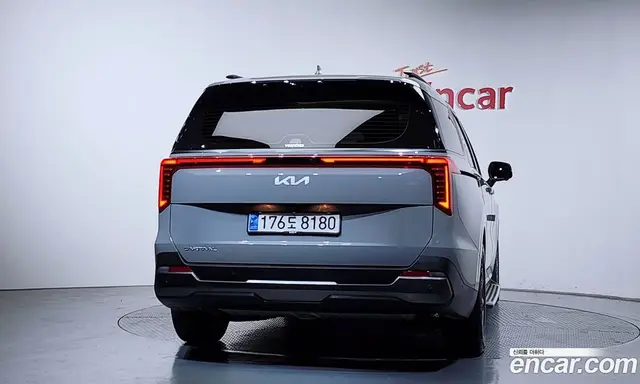 Kia Carnival 2023 2.2 автомат (гидро), миниатюра 4 Kia Carnival 2023 2.2 автомат (гидро), миниатюра 4