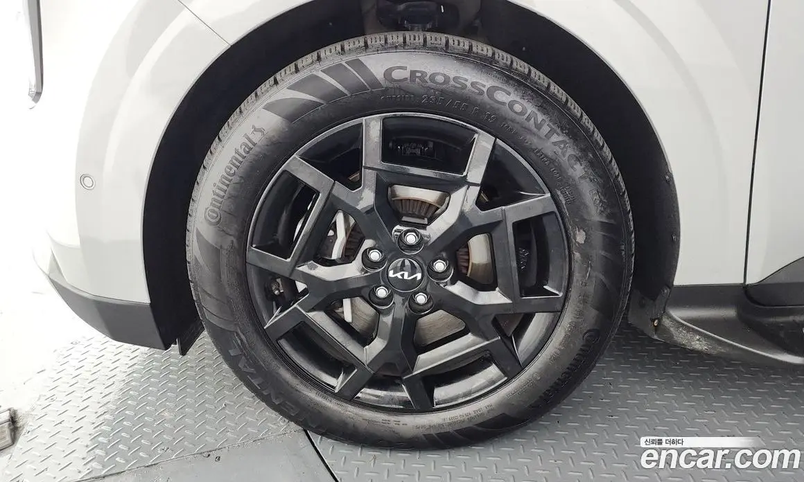 Kia Carnival 2023 2.2 автомат (гидро), фото 5 Kia Carnival 2023 2.2 автомат (гидро), фото 5