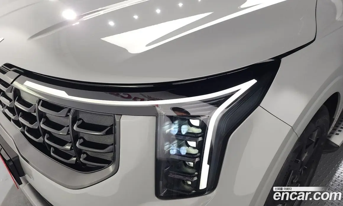 Kia Carnival 2023 2.2 автомат (гидро), фото 8 Kia Carnival 2023 2.2 автомат (гидро), фото 8