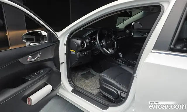 Kia K3 2020 1.6 автомат (гидро), миниатюра 10 Kia K3 2020 1.6 автомат (гидро), миниатюра 10